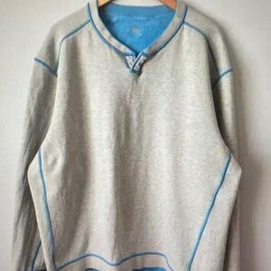 Tommy Bahama Gray Crewneck Sweater with Blue Trim